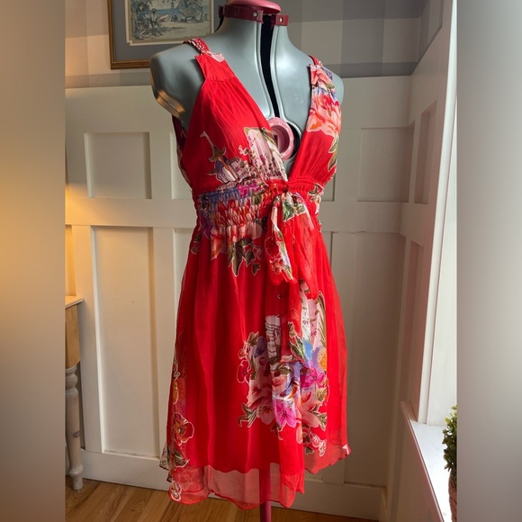 Traffic People 100% Silk Scarlet Floral Dress Size Small - Picture 6 of 10